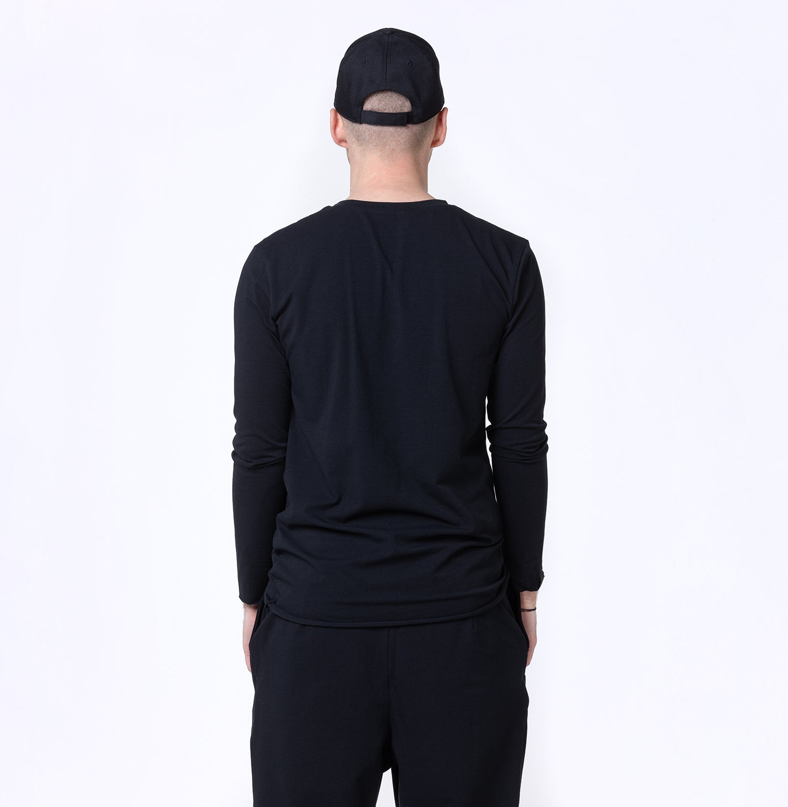 Lazy black tee longsleeve