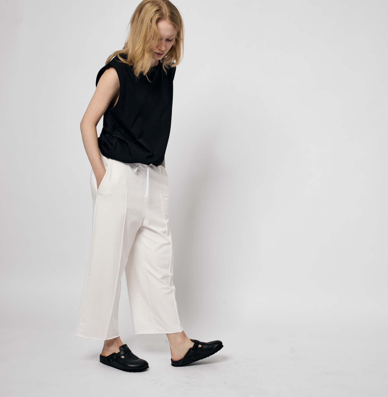 lazy wide sweatpants off white