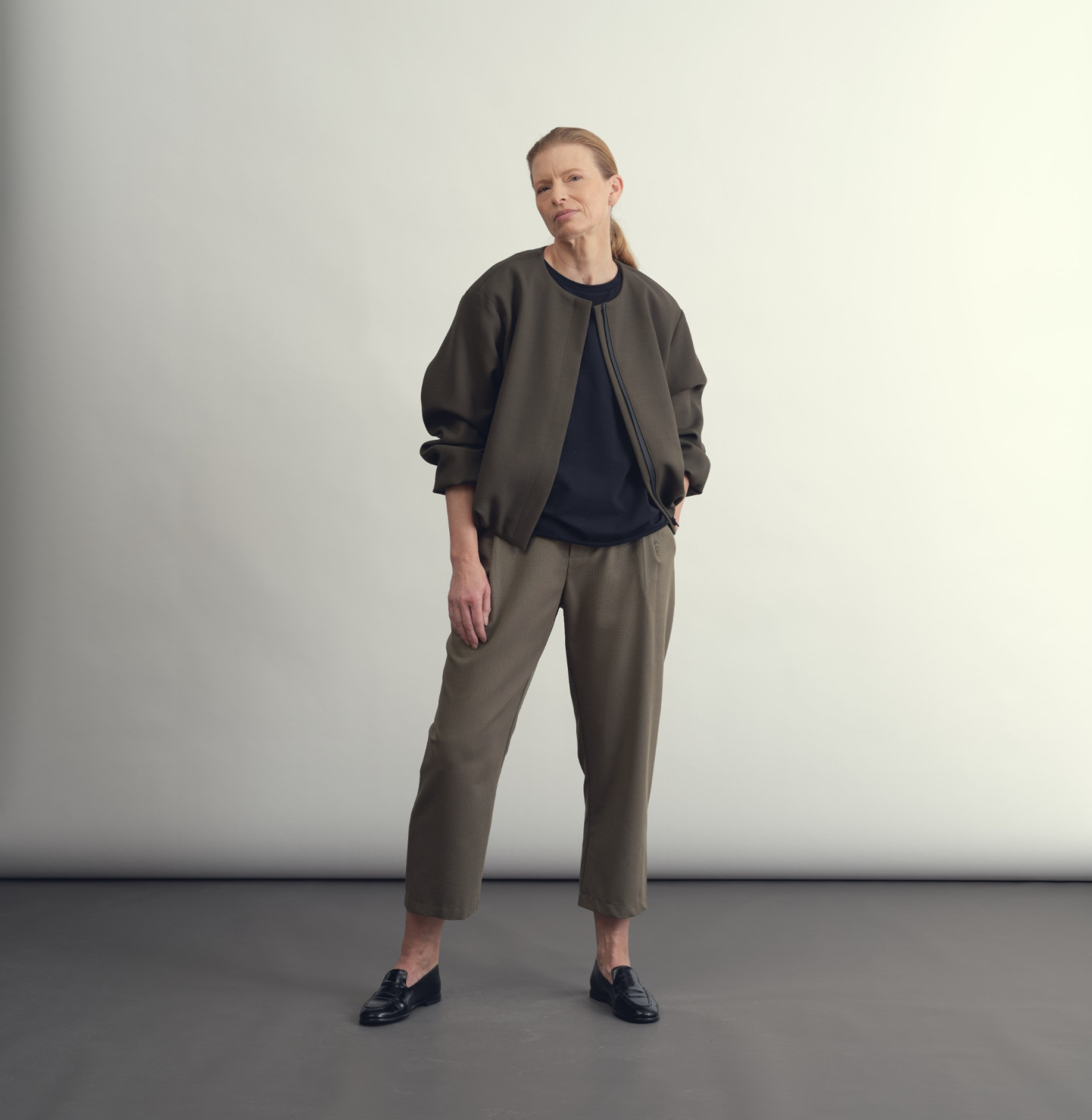 Wool classic pants khaki