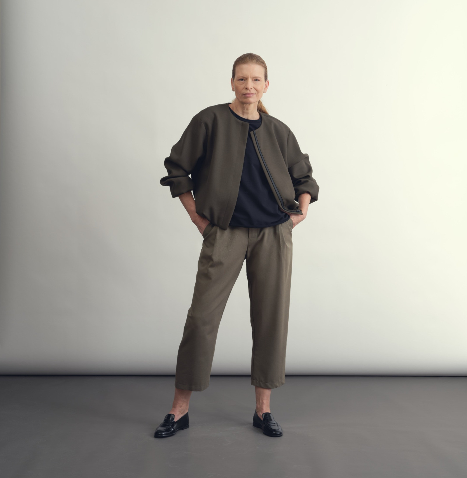 Wool classic pants khaki