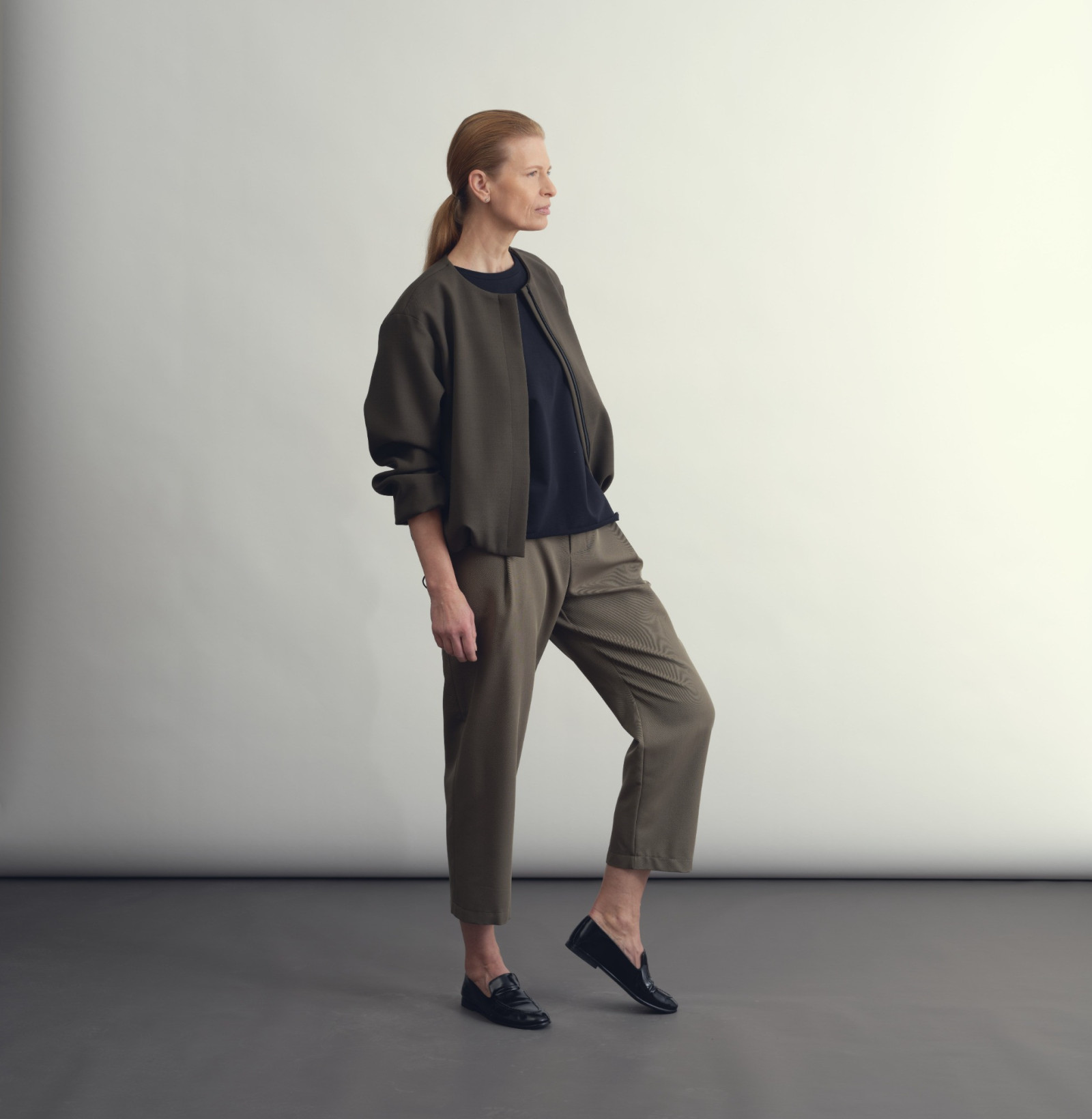 Wool classic pants khaki