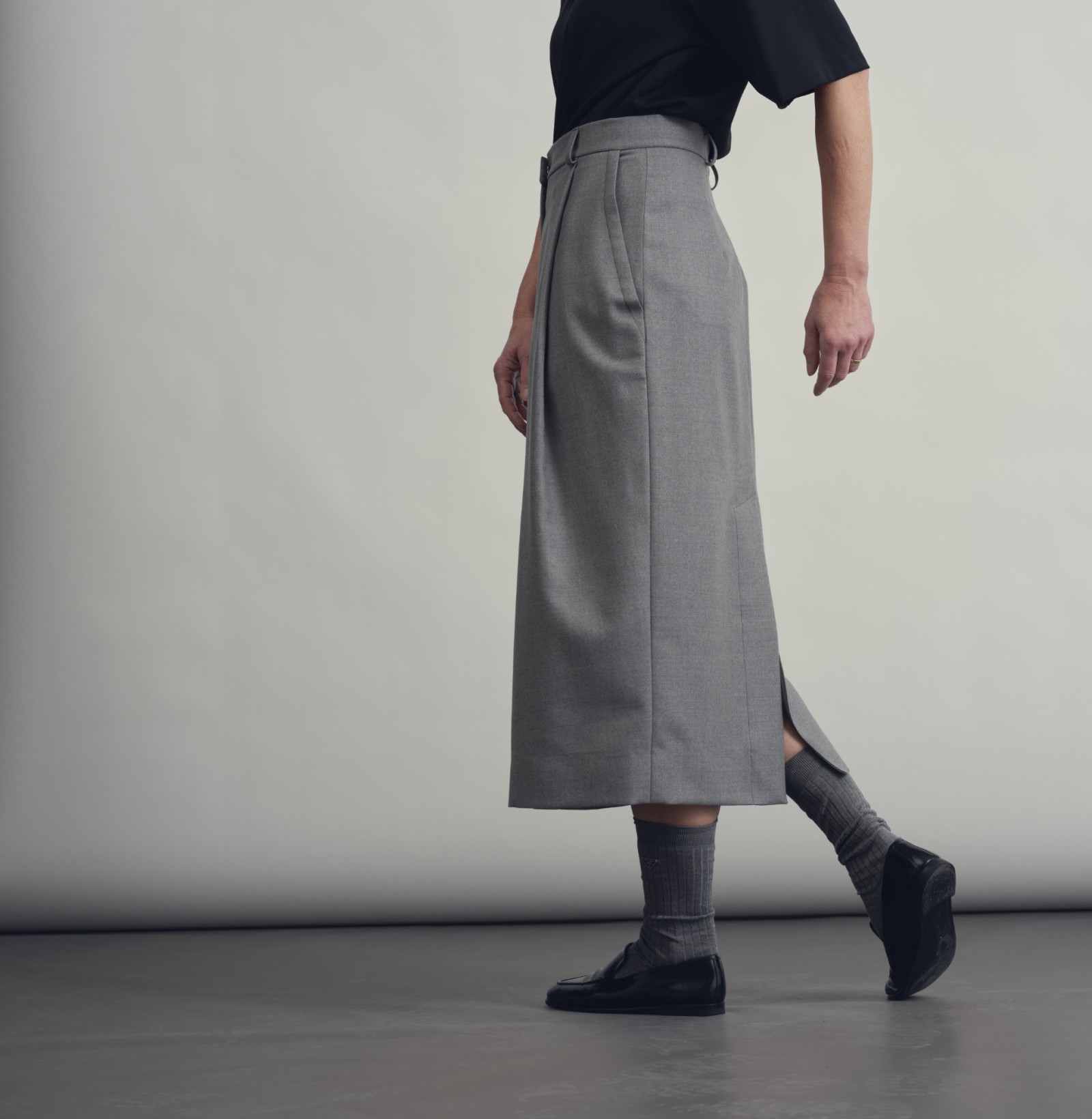 wool skirt smoke grey